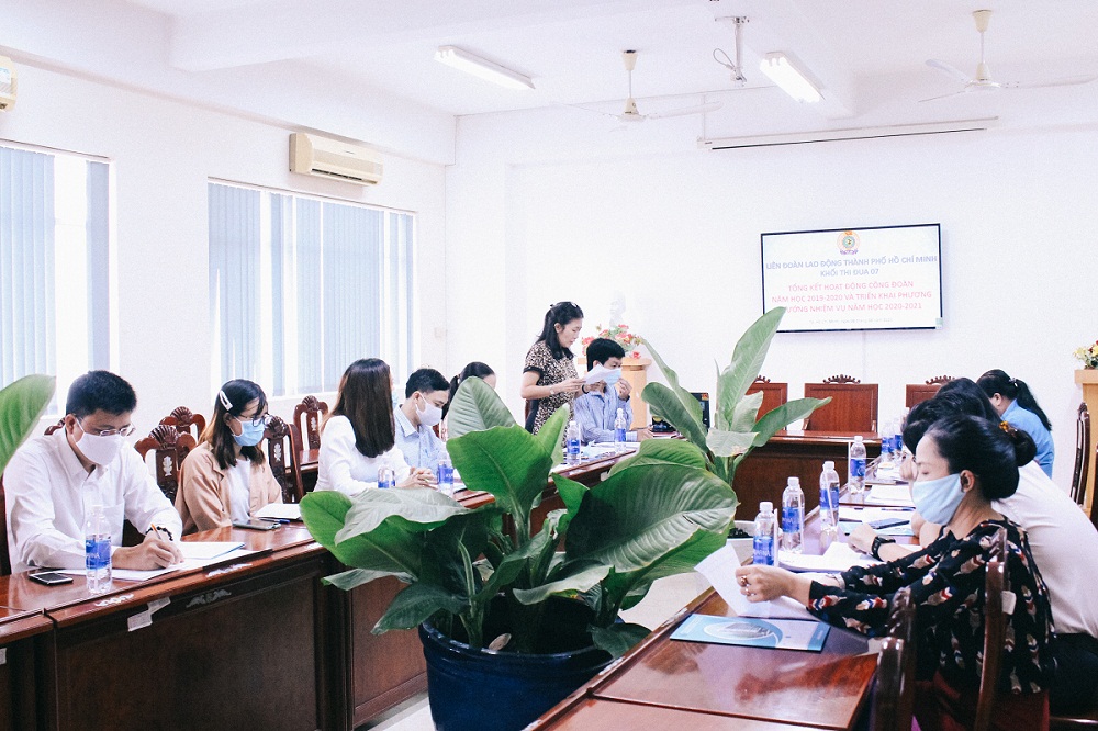 Tổng kết hoạt động Công đoàn năm học 2019 – 2020 và Bình xét thi đua khối 7