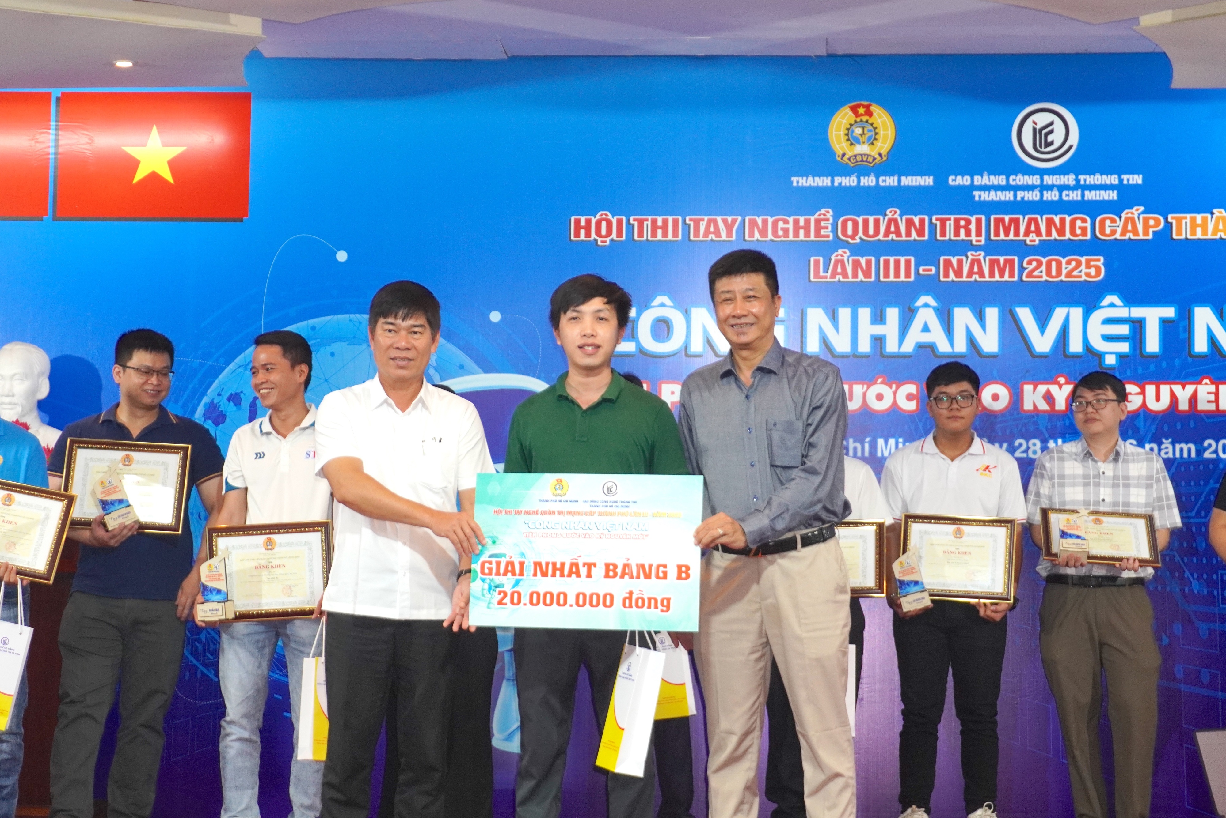 Khơi dậy đam mê công nghệ: Trao giải Hội thi tay nghề Quản trị mạng TP.HCM lần III – 2025
