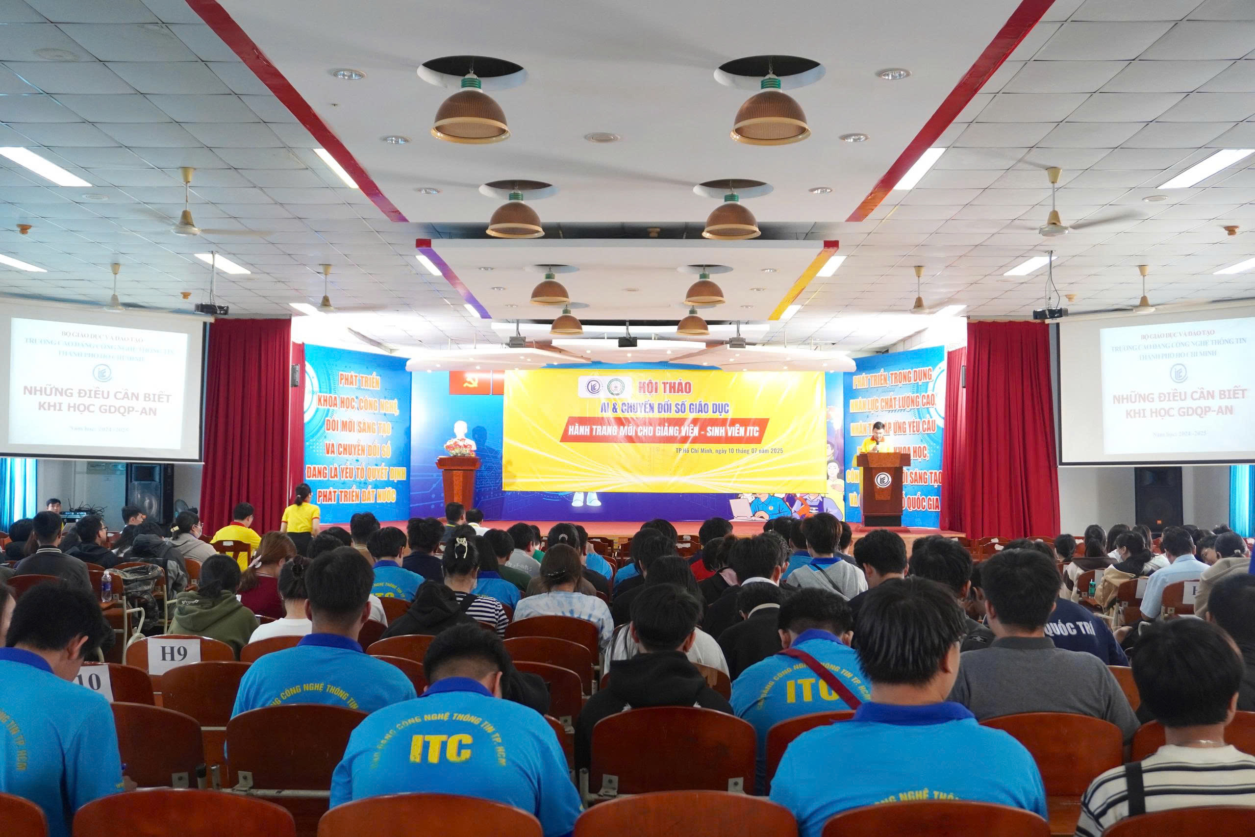 Sôi nổi hội thảo chuyên đề "AI & Chuyển đổi số giáo dục: Hành trang mới cho giảng viên – sinh viên ITC