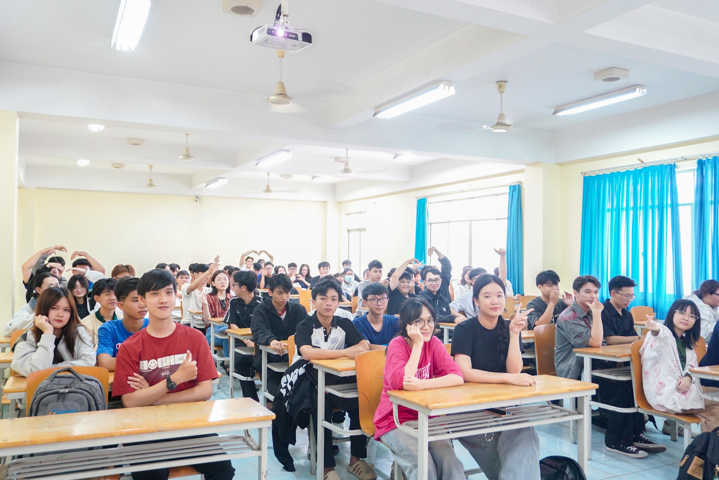 Chào mừng buổi học đầu tiên của tân sinh viên ITC K25 – đợt 4