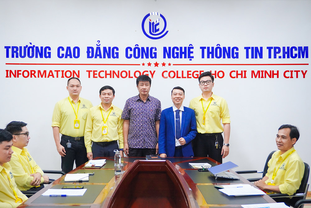 Trường ITC công bố các quyết định bổ nhiệm nhân sự năm 2025