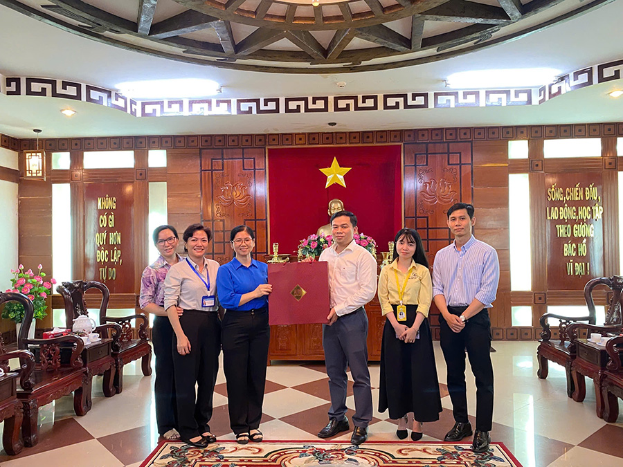 Trường ITC thăm và chúc tết UBND Phường Tân Phú nhân dịp Xuân Bính Ngọ 2026