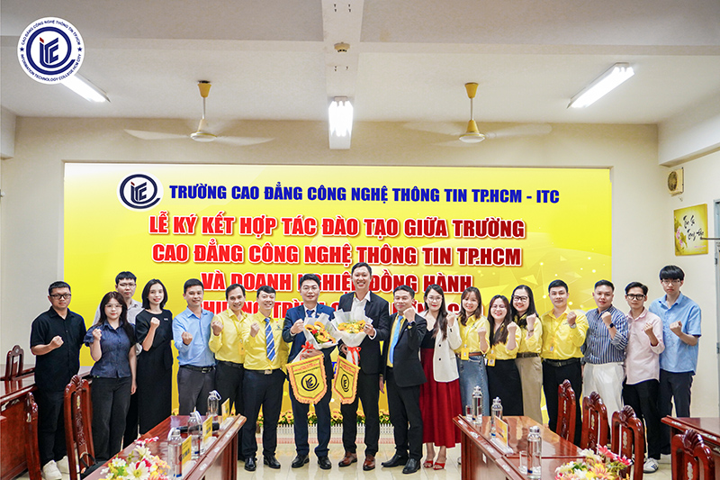 ITC ký kết hợp tác đào tạo cùng doanh nghiệp – Nâng tầm Chương trình Chất lượng cao ngành Công nghệ thông tin