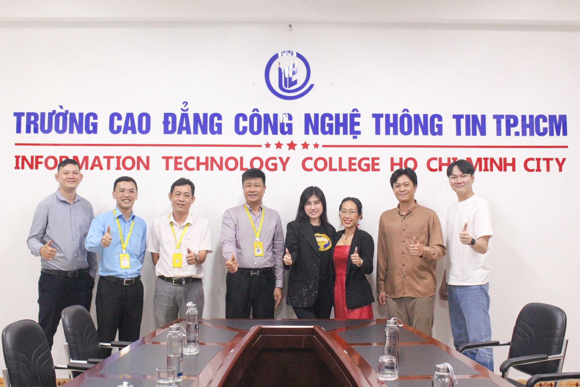 Buổi làm việc giữa Trường ITC với Công ty Find V